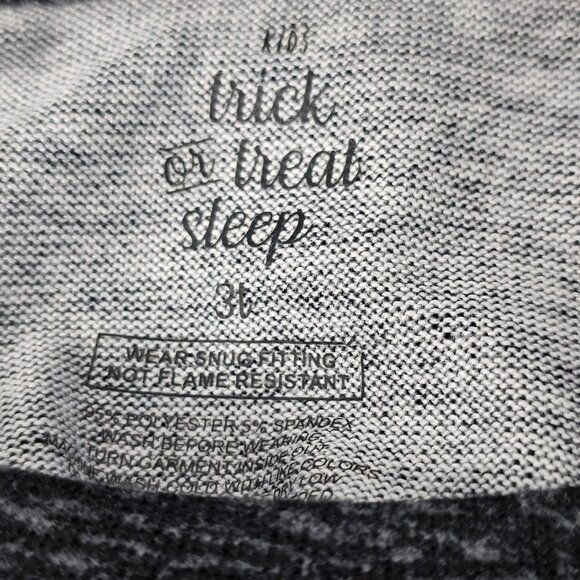 Trick or Treat Sleep Kids Puppy Print Glow In The Dark Pajama Set Size 3T NWT - Picture 7 of 8